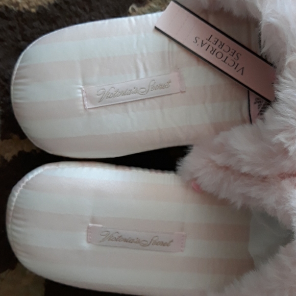 5x*Host Pick*Victoria Secret beautiful slippers - Picture 6 of 16